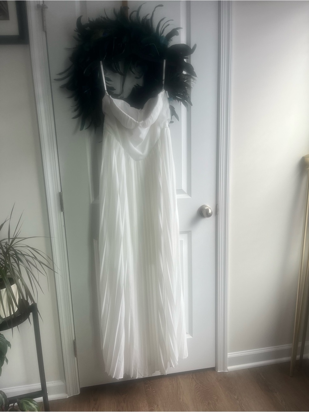 Ivory/White Pleated Spaghetti-Strap Wedding Dress